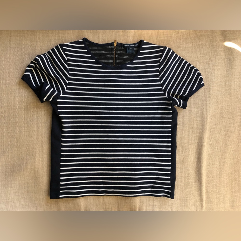 French Connection Navy Blue/White Striped Viscose Knit Shirt Sleeve Top …